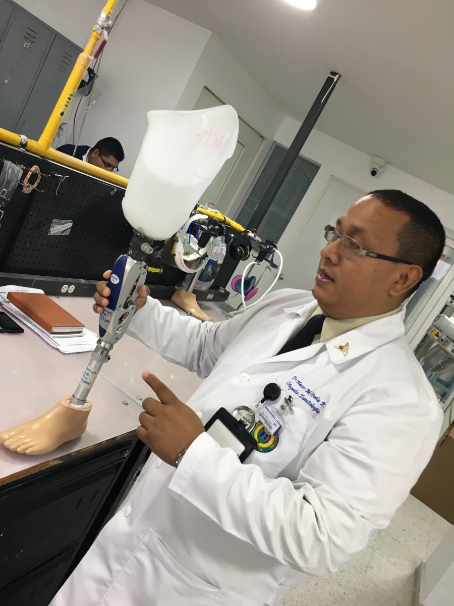 Colonel Héctor Orjuela is the director of Amputee and Prosthetics Services at the Central Military Hospital in Bogotá. Colonel Héctor Orjuela is the director of Amputee and Prosthetics Services at the Central Military Hospital in Bogotá.
